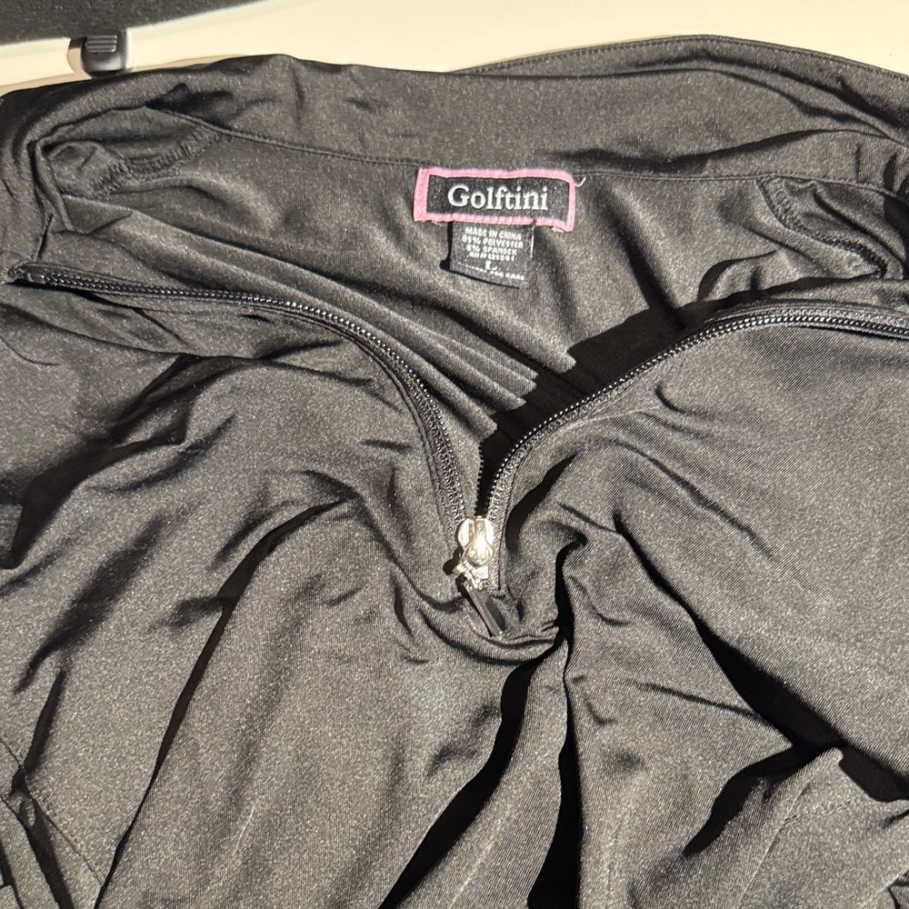 Golftini ⛳️ Black Women's Long-Sleeve Zip Collar Top - Picture 5 of 5